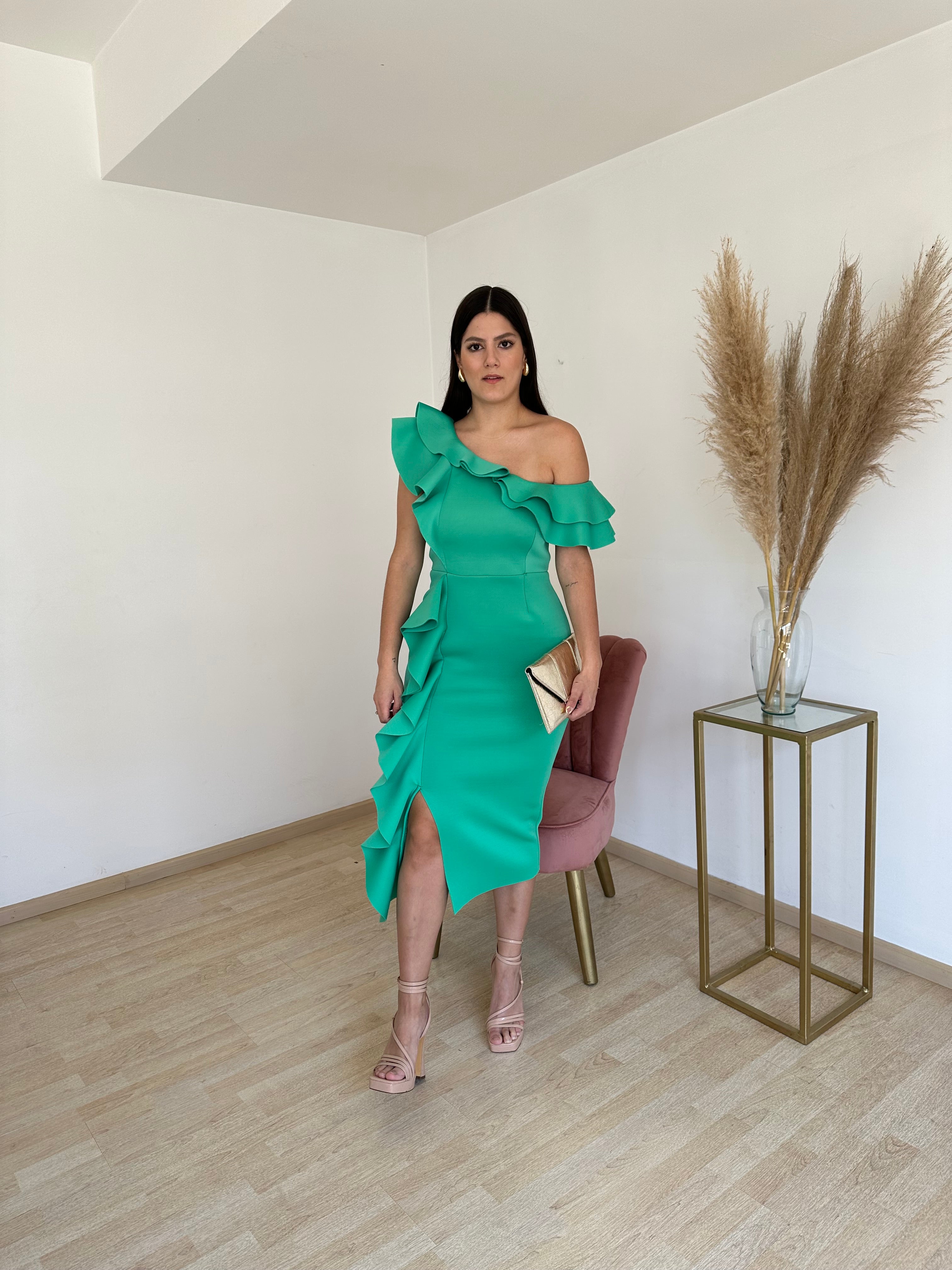 SEMINUEVO Vestido Verde con Olanes